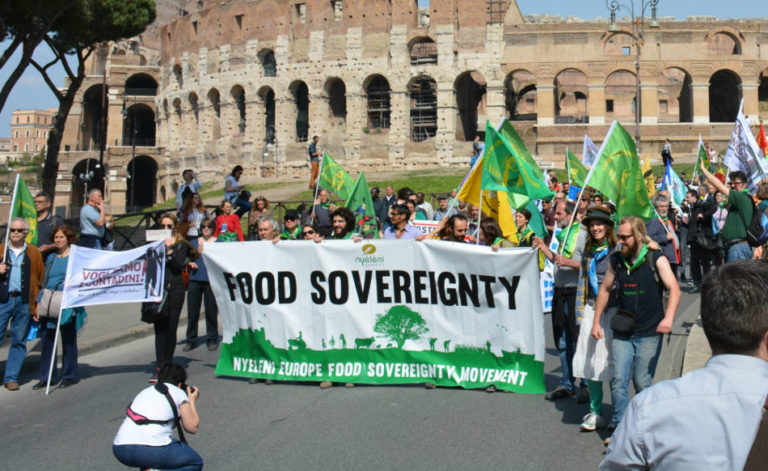 Via Campesina Europe publishes an in-depth guide to Food Sovereignty