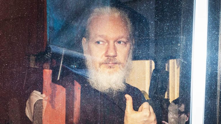 Global Network against Corporate Impunity condemns the arrest of Julian Assange