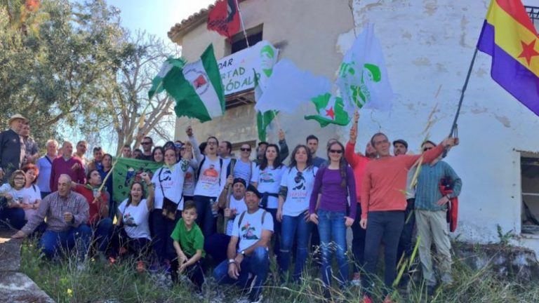 Somontes Occupation: La Via Campesina extends solidarity to labourers of SOC-SAT, Andalusia