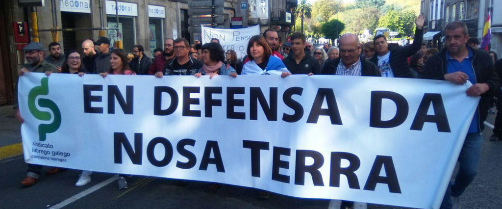 Galicia ocupa calles contra Ley de Depredación que deja indefensa la tierra frente a los intereses industriales