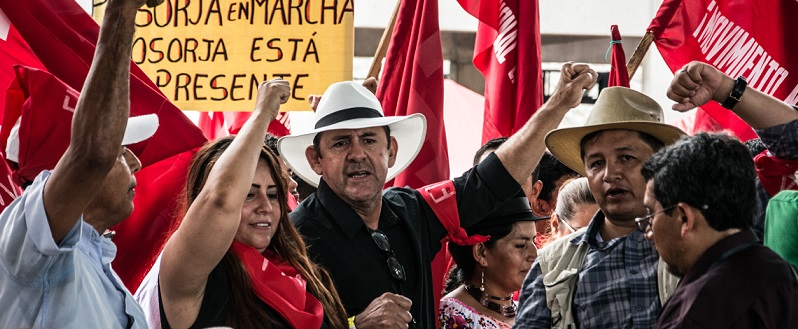 «En Ecuador la lucha campesina se mantiene activa y despierta»