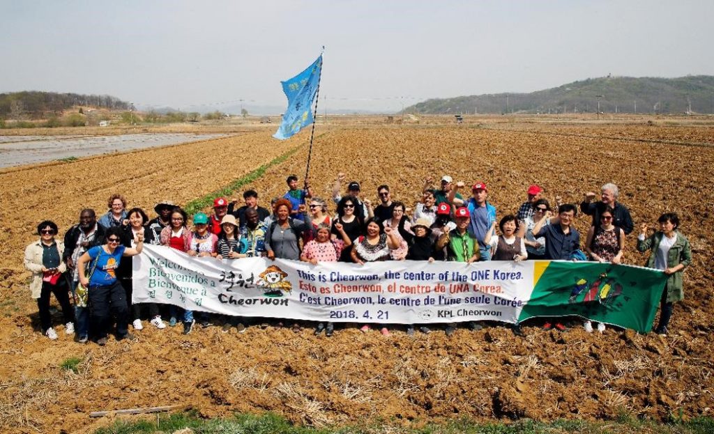 La Vía Campesina expresa su solidaridad con la lucha de lxs campesinxs de Corea del Sur y del Norte