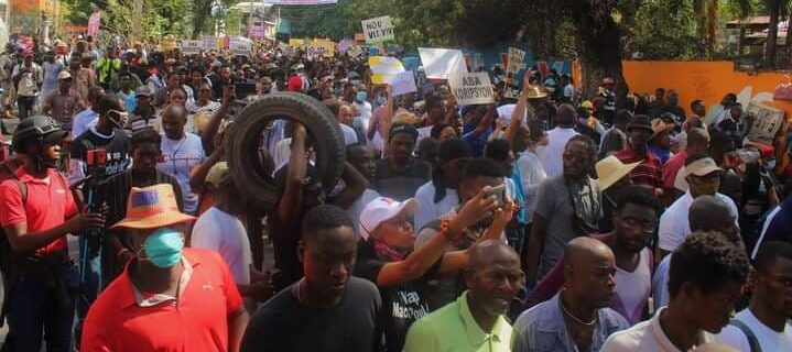Cloc – Vía Campesina Haití: Breve análisis de la situación política del país caribeño