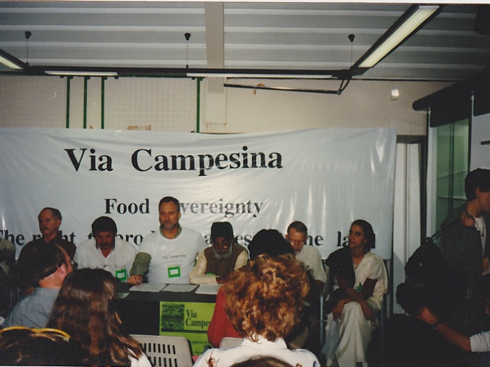 1996 : Declaración de Roma de La Vía Campesina que define por primera vez la Soberanía Alimentaria