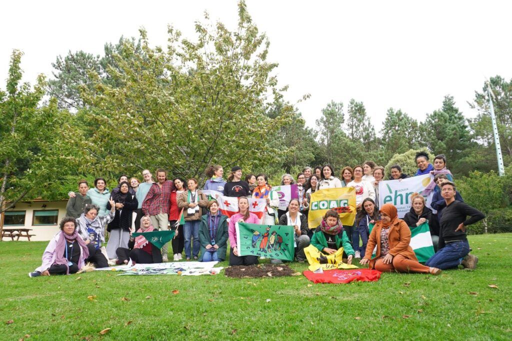 ¡Ni las mujeres ni la tierra son territorios de conquista! – Declaración conjunta de las Articulaciones de Mujeres de ARNA y ECVC