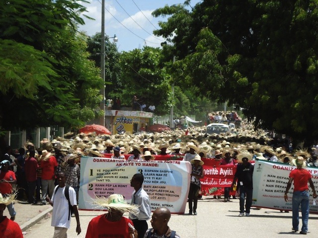 Haïti: Marche du souvenir