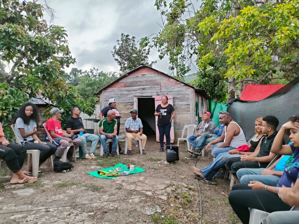 République dominicaine : Le XIIIe camp de jeunes Peralta Verde 2024 fait écho aux appels à la défense des droits des paysan·nes